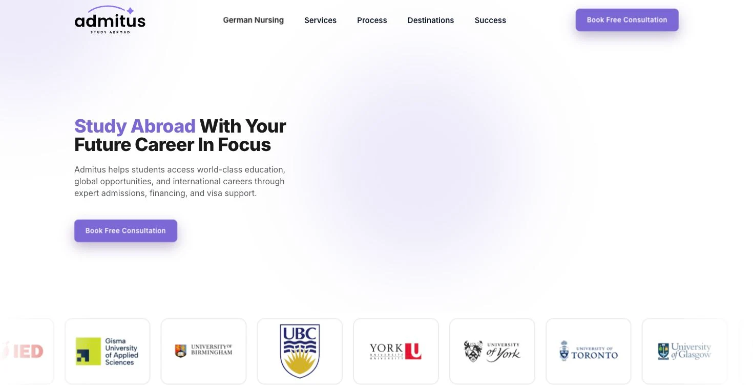 Admitus’s public desktop homepage introducing its study abroad services and a free consultation link